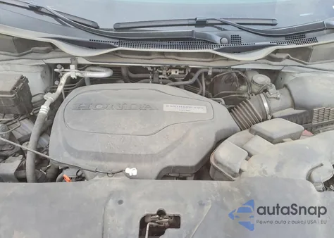 2018 Honda Odyssey Touring z USA, uszkodzony, nr VIN 5FNRL6H81JB042918